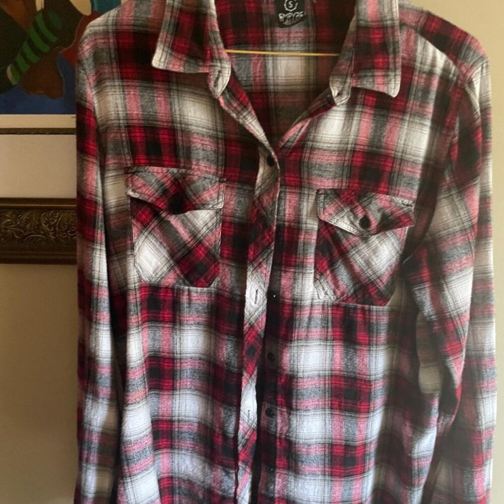Empyre Red Plaid Women's Flannel Shirt - Size S